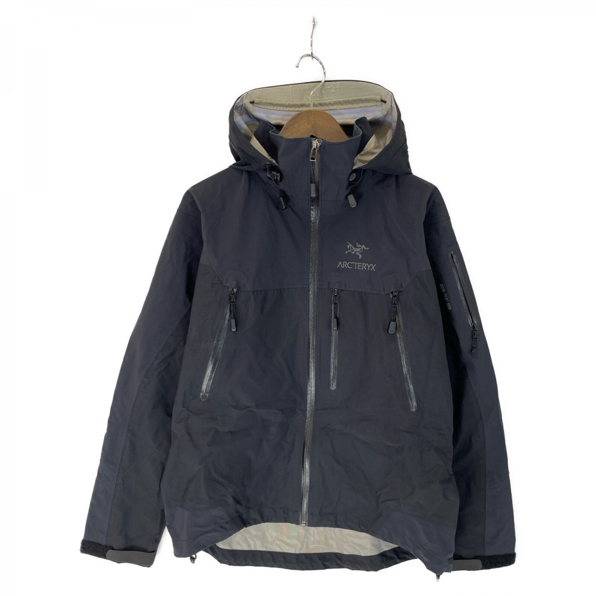 アークテリクスを浜松入野で買取。90年代のブラックのシータジャケット