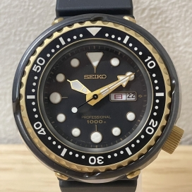 セイコーの1996年製 ツナ缶 プロフェッショナル ダイバー 1000m SSBS018の買取実績です。