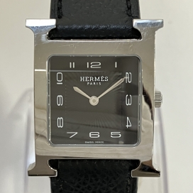 エルメスのHH1.510 H ウォッチ 黒文字盤の買取実績です。