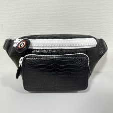 ヴェデッタ byチビナイル ポロサスクロコダイル エクストララージ ジップボディバッグ 買取実績です。