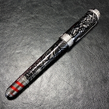 心斎橋でモンブランを買取。2016年に登場したペギー・グッゲンハイムモデル、mb113927を買取ました。状態は通常使用程度のお品物