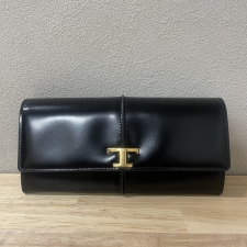 トッズを神戸三宮で買取。タイムレス長財布を買取しました。状態は未使用に近い試着程度の品です。