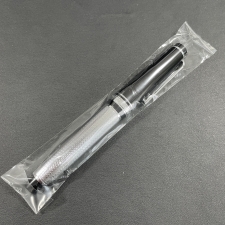 心斎橋でセーラー買取。ペン先21Kのサンライズ貿易50周年記念のグランザスの万年筆を買取ました。状態は未使用に近い試着程度の品です。