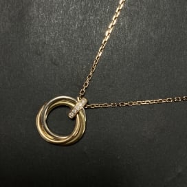 カルティエのYG×WG×PG B7058700 5Pメレダイヤ スリーカラーゴールド トリニティネックレスの買取実績です。