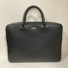 バーバリー 8014265 ブラック ブリーフケース 買取実績です。