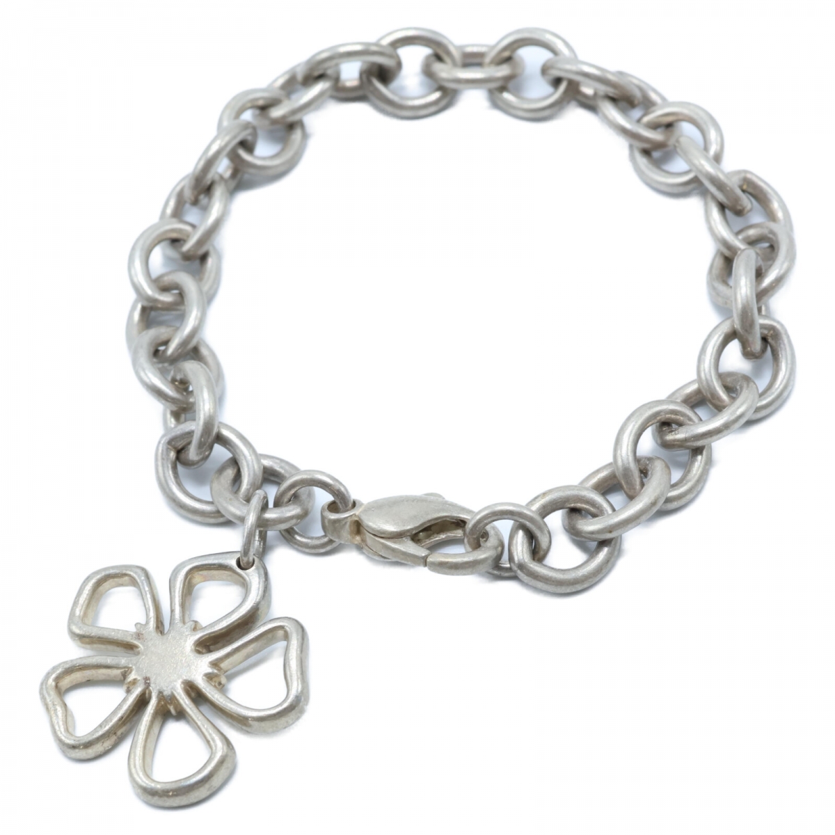 ティファニーを銀座で買取。シルバー925素材でフラワーモチーフ