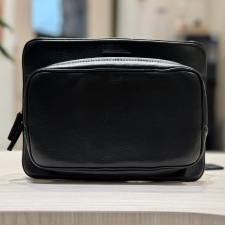 オブジェクツアイオー ブラック ベルトバッグ for iPad 買取実績です。