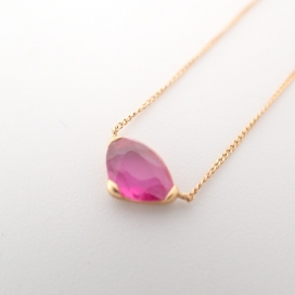カイエのJE01149 K18YG 0.53ct サファイヤ ネックレスの買取実績です。