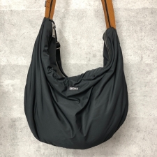 エルメネジルドゼニア テクニカルナイロン ロゴパッチ ホーボーショルダーバッグ 買取実績です。