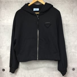 プラダの2023年製 ブラック 138590 トライアングルロゴ クロップドジップアップパーカーの買取実績です。