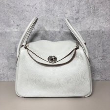 エルメス パールグレー □Q刻印 トリヨンクレマンスレザー ハンドバッグ リンディ26 買取実績です。