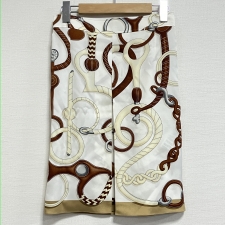 エルメス 24年 プリント ショート プリーツ スリット スカート Panoplie Tout Cuir 買取実績です。
