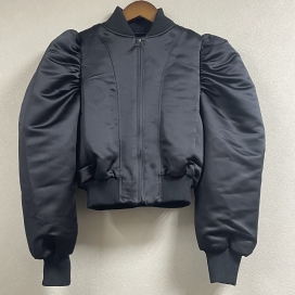 シーニュのブラック ポリエステル ポワンブルゾンの買取実績です。