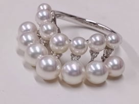 ミキモトのK18WG 14Pパール×7Pメレダイヤ リングの買取実績です。