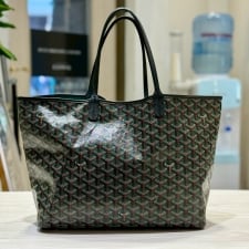 ゴヤールを渋谷で買取。高島屋限定カラーのサンルイPMを買取りました。状態は綺麗な状態の中古美品です。