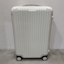 リモワ ホワイト 810.90.24.7 ユナイテッドアローズ限定 サルサ 58L 4輪スーツケース 買取実績です。