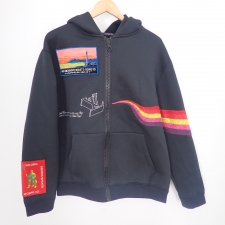 広尾でルイヴィトン買取。HGY47W 正規 19SS レインボー エンブロイダリー トラックジャケットを買取ました。状態は綺麗な状態の中古美品です。