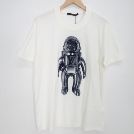 ルイヴィトンのHGY01W 正規 19SS ホワイト スペースマン Tシャツの買取実績です。