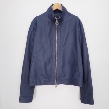 ルイヴィトンを広尾で買取。正規 17SS ネイビー HBL01W ラムレザー ジャケットを買取ました。状態は綺麗な状態の中古美品です。