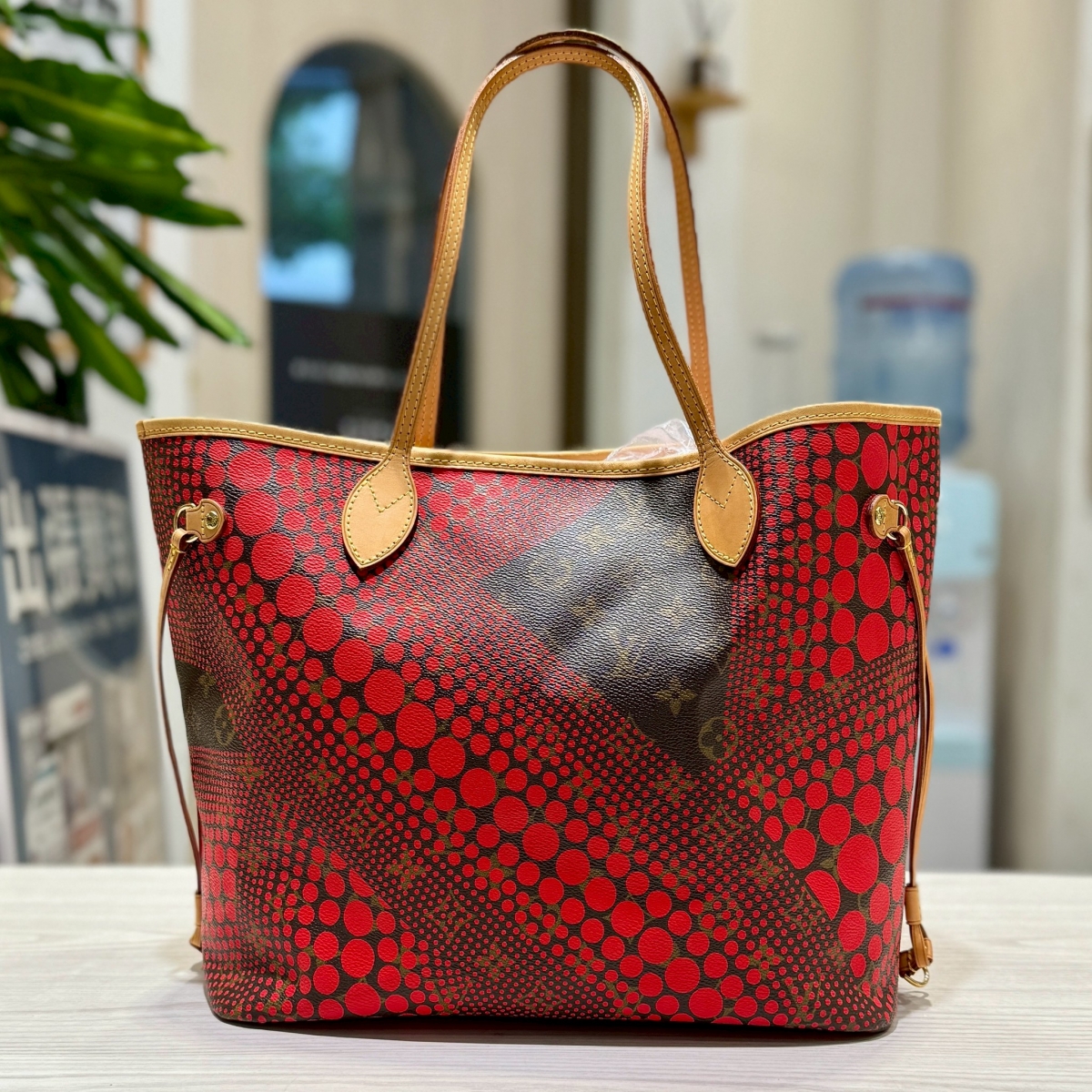 5-2-6a 中古 ルイヴィトン ネヴァーフルMM モノグラムウェーブ ブラウン イエロー レザー 草間彌生 トートバッグ ショルダーバッグ 限定 鞄 Louis Vuitton ネヴァーフル モノグラム トート バッグ 正規品 ルイ