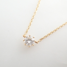 銀座でアーカー買取。K18 0.15ct ソルティアラウンド ネックレスを買取ました。状態は若干の使用感がある中古品です。