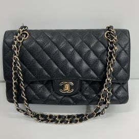 シャネルの16番台 キャビアスキン ダブルフラップ マトラッセ25 ショルダーバッグの買取実績です。