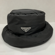 プラダ 22年製 ブラック RE-NYLON バケットハット 2HC248 買取実績です。