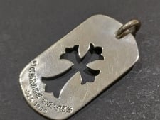 クロムハーツ シルバー925 カットアウトクロス ラージ ドッグタグ 買取実績です。