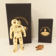 オメガ スピードマスター50周年記念 USBメモリー&ピンバッジ 買取実績です。