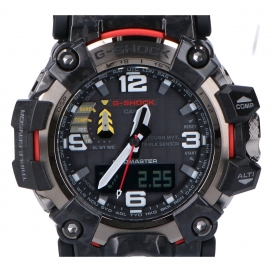 G-SHOCK(gショック)の黒×カーキ×赤 GWG-2000-1A1JF マッドマスターの買取実績です。
