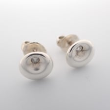入野でティファニーを買取。925 サークルピアスを買取りました。状態は若干の使用感がある中古品です。