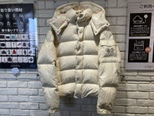 モンクレール 22AW 70周年記念 マヤ70 ダウンジャケット 買取実績です。