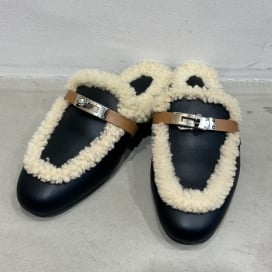 エルメスのオズ ボア ミュールサンダルの買取実績です。