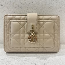 ディオール S6022ONMJ_M51U My Dior Dittany ウォレット 買取実績です。