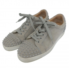クリスチャンルブタン Louis Junior Spikes グレー スエードスニーカー 買取実績です。