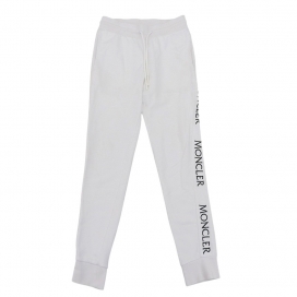 モンクレールのPANTALONE TROUSERS スウェットパンツ  F10918H71260 19年の買取実績です。