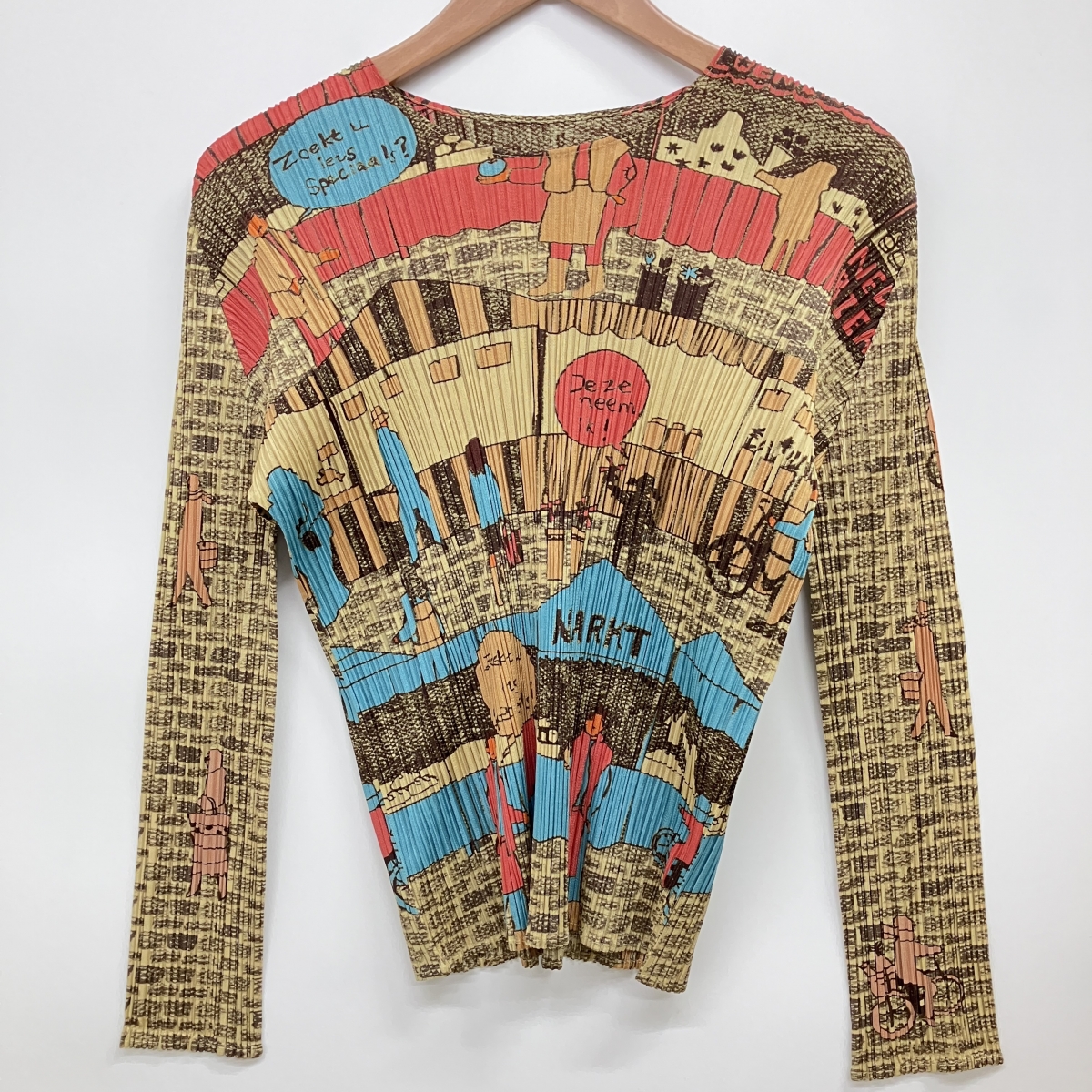 プリーツプリーズを浜松入野で買取。畳の街の風景のカットソー、PP63