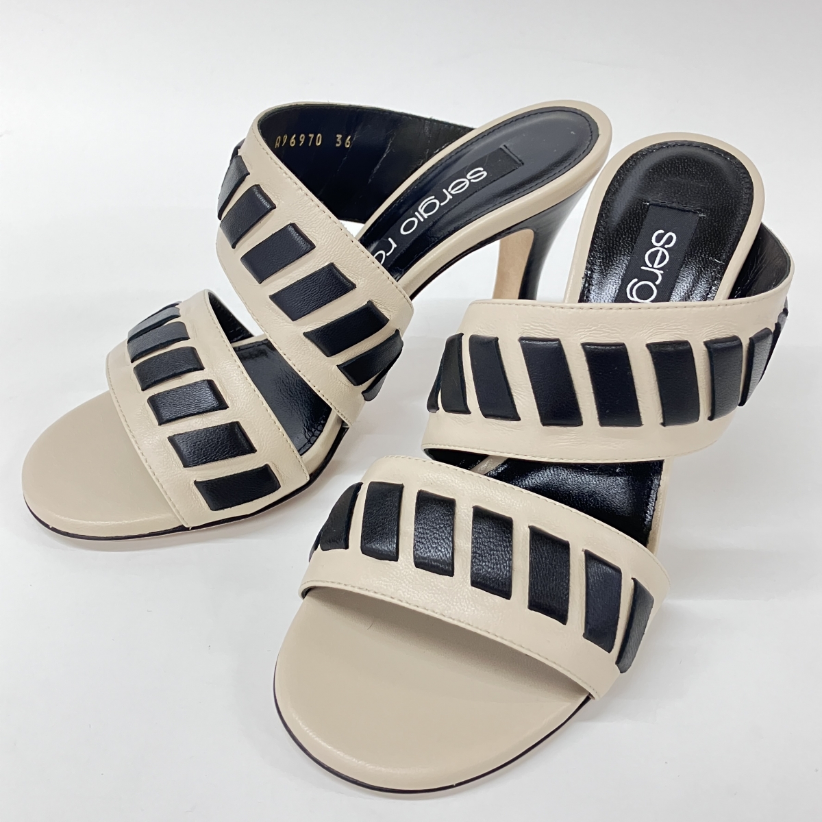 sergio rossi シルバー ストラップサンダル 36 sergio rossi シルバー ストラップサンダル 36