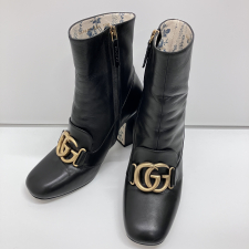 グッチ GGマーモント スクエアトゥレザーブーツ 549694 買取実績です。