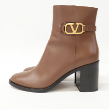 ヴァレンティノ ブラウン GD金具 Vロゴ レザー ショートブーツ 買取実績です。