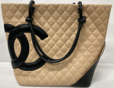 シャネル 9番台 カンボンラインミディアムトートバッグ 買取実績です。