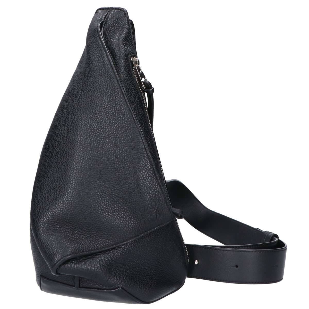 宅配でロエベを買取。B511A09X06、ソフトグレインカーフレザーを