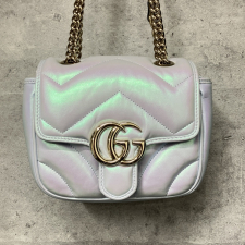 グッチ 739682 GGマーモント キルティング ミニ ショルダーバッグ 買取実績です。