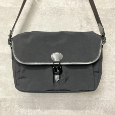 グレンロイヤル ナイロン カメラショルダーバッグ J2-0038 買取実績です。