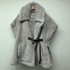 マックスマーラ ベージュ テディベア ケープ 24247363026 買取実績です。