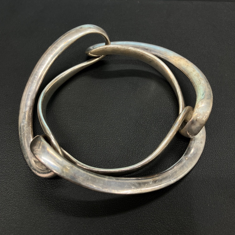 ジョージジェンセンを銀座で買取。SV925素材を使っている