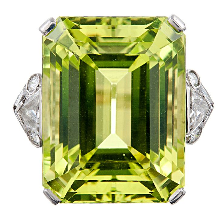 pt900 クリソベリル7.2ct メレダイヤモンド0.12 リングの買取強化例です。