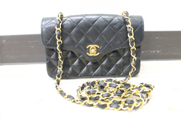 VINTAGE CHANEL⁄シャネルマトラッセチェーンショルダーバッグ CHANEL
