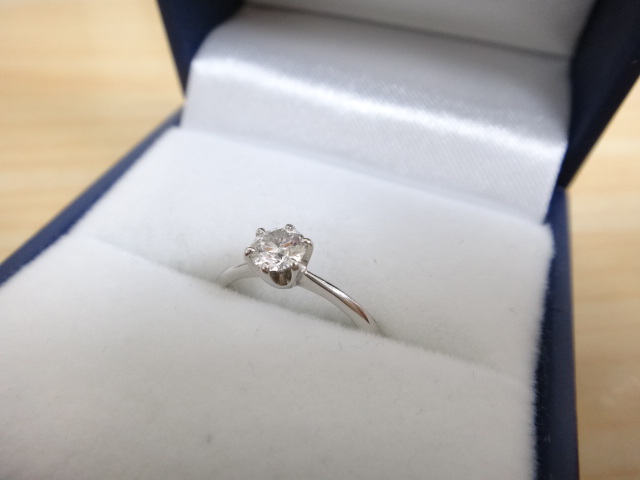 ダイヤモンド 宝石 買取実績です。