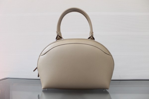 モラビト　ディアンヌ モラビトのディアンヌをお買取りしました！銀座本店です！ 買取価格